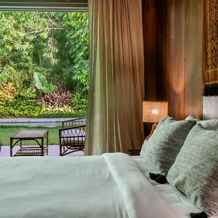 Villa Kilani, Stunning And Unique Villa In The Uluwatu Jungle Exterior photo